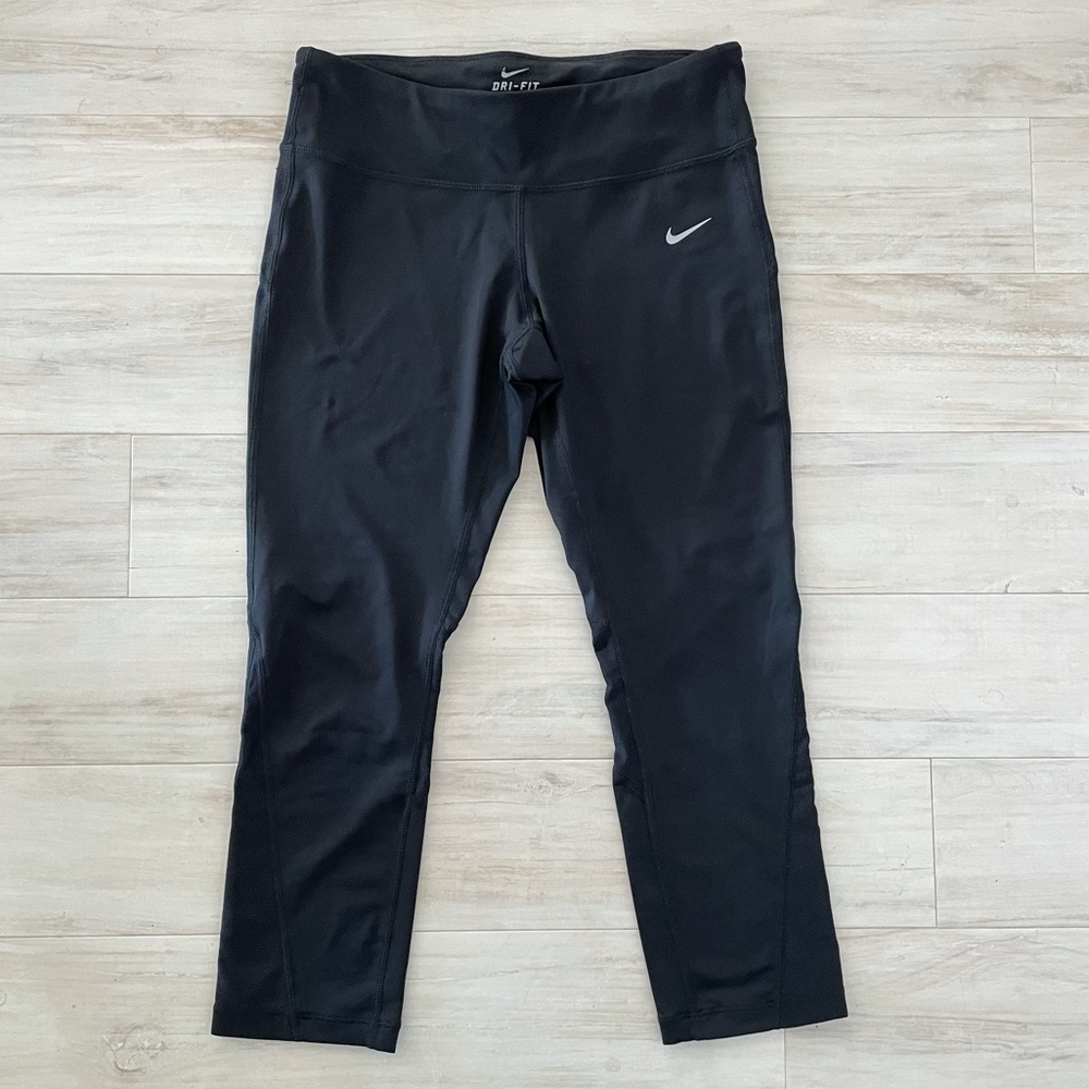 Nike Dri-fit Black Capri Runnjng Leggings